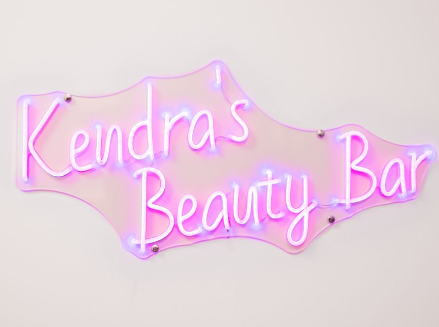 Neon Kendra's Beauty Bar Bord