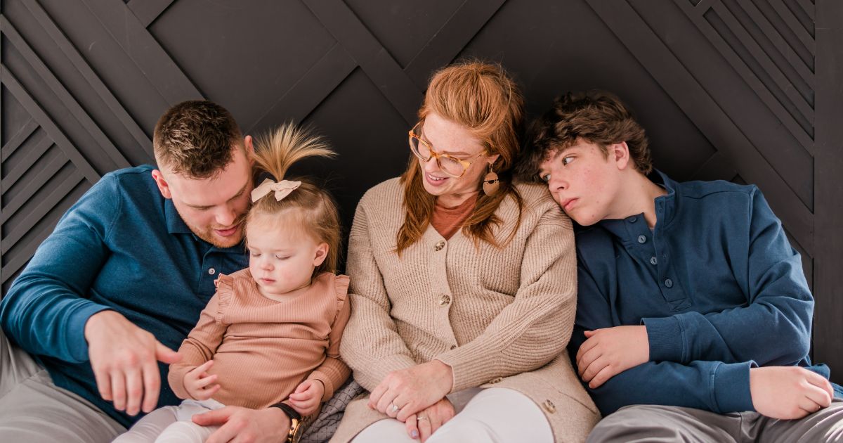 creative family photo shoot ideas - Massachusetts Family Photography